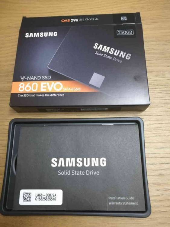 SSD SATA 250Gb 2.5 Samsung 860 EVO (НОВОЕ гарантия 12 мес.)